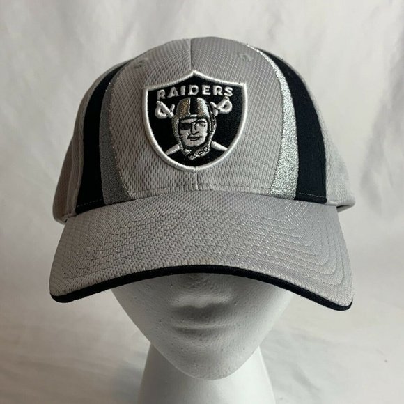 NFL Team Apparel Oakland Raiders	Strap Hat Cap OS - Picture 1 of 4